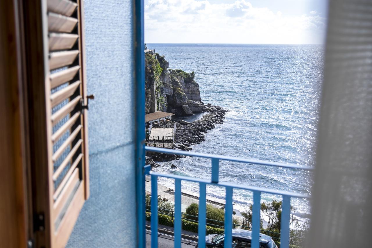ヴィーコ・エクエンセ Oasi Relais Bed & Breakfast エクステリア 写真