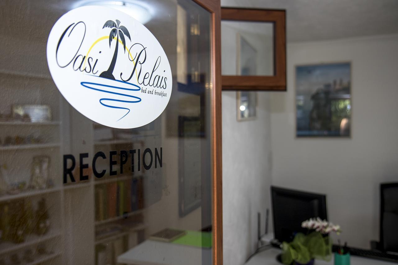 ヴィーコ・エクエンセ Oasi Relais Bed & Breakfast エクステリア 写真